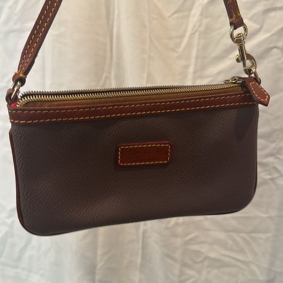 VTG 2000 Dooney & Bourke Slim wristlet, beige tan brown - Picture 5 of 5